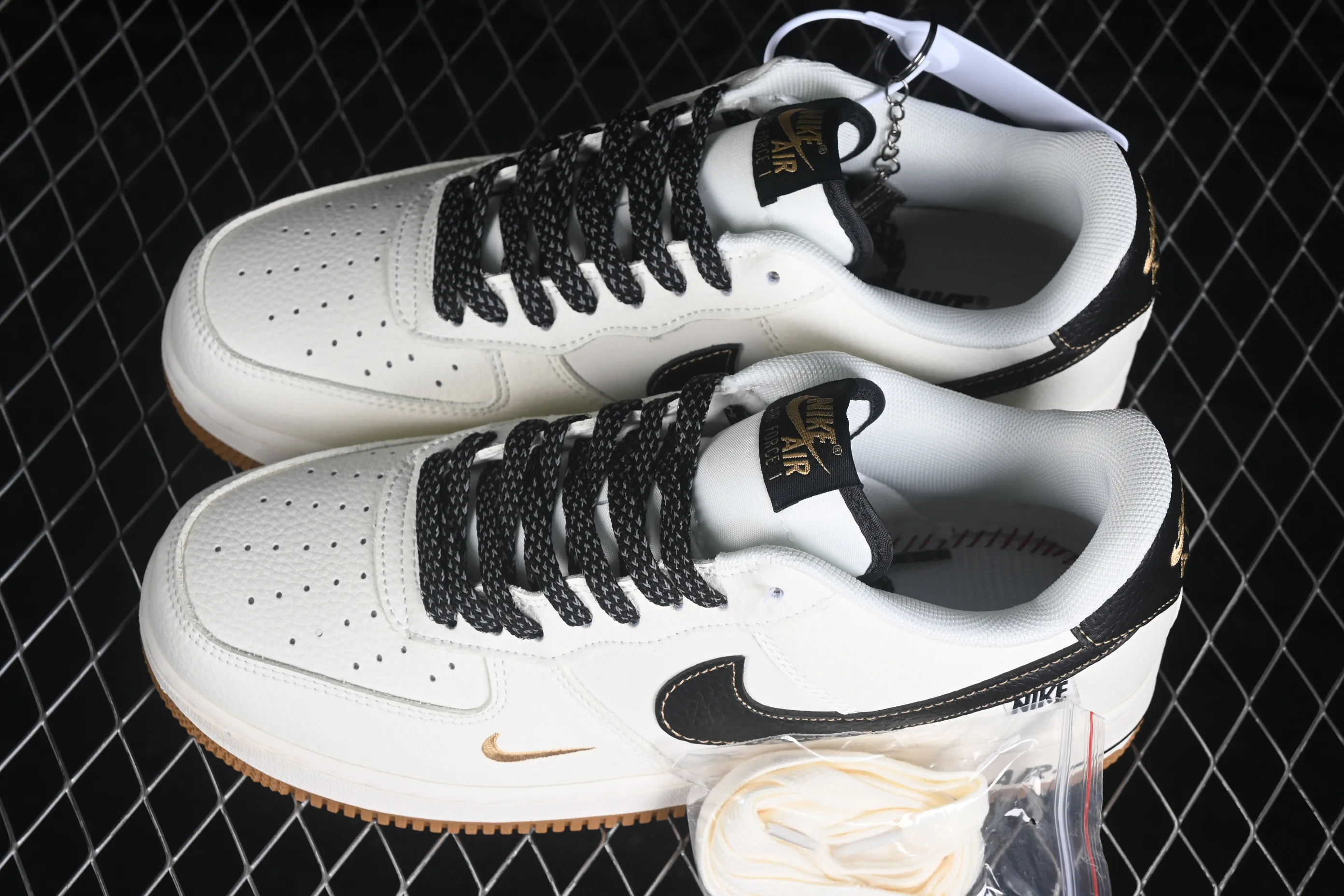 All categories Nk Air Force 1 Air Force series Nk Air Force 1 Low Air Force low-top Nike Air Force 1'07 Low Air Force 1 low-top casual sneakers DN9688-115